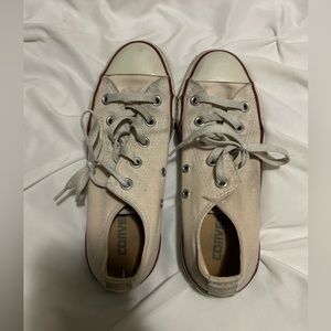 Converse Size 6